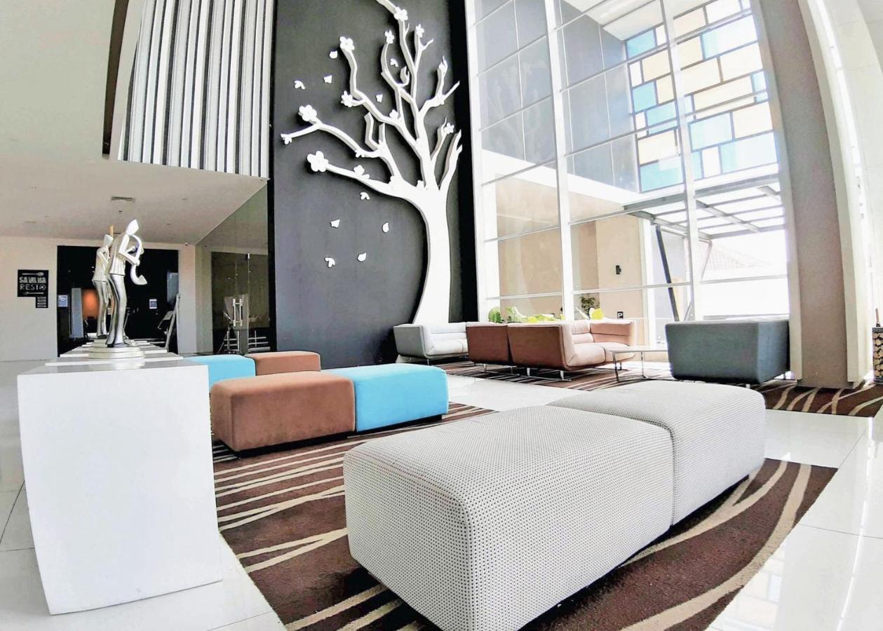Bromo Park Hotel Probolinggo Buitenkant foto
